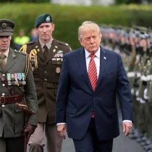 Trump diz que “adoraria” ver Irlanda unificada durante visita a Dublin