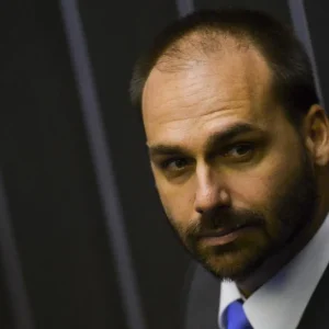 STF condena Eduardo Bolsonaro por difamação contra Tábata Amaral