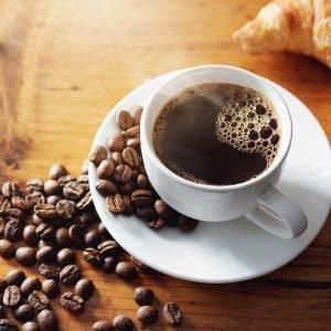Efeitos do café no corpo: entenda o impacto no intestino e saúde