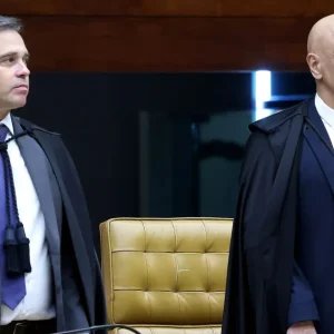 “Guerra interna”: Como a crise no STF repercute na imprensa internacional