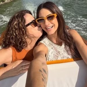 Thaila Ayala viaja com a mãe para a Itália e celebra momentos especiais em Veneza