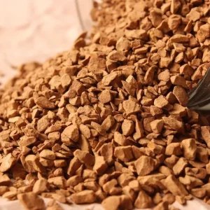 Café solúvel mira recorde em 2026, mas indústria vê pressão sobre custos