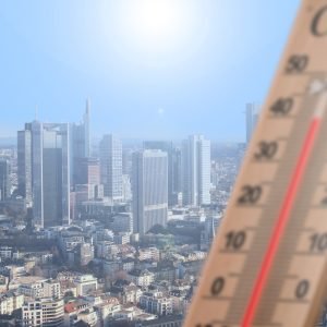 Calor extremo está associado a 33 diagnósticos que vão além de desidratação e insolação