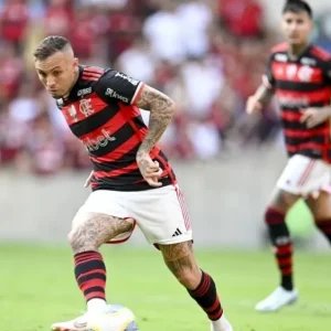 Botafogo negocia a contratação de Everton Cebolinha, do Flamengo