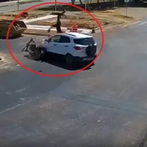 Motociclista de 23 anos morre após grave colisão que deixou EcoSport em chamas em Sinop (MT)
