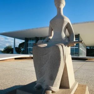 Análise: A imprevisível crise no STF diante das eleições