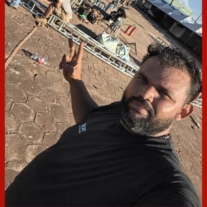 Trabalhador morre após sofrer descarga elétrica enquanto montava palco