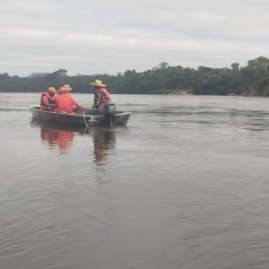 Adolescente morre ao tentar resgatar criança que se afogou em rio