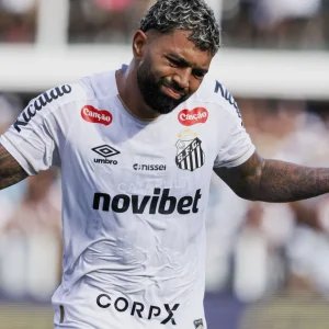 Gabigol admite saída do Santos e projeta retorno ao Cruzeiro em 2027