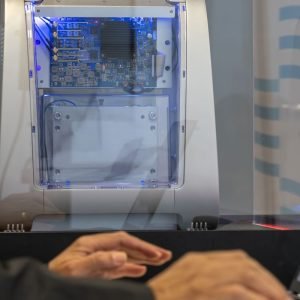 Novo computador quântico educacional passa a ser usado no Senai