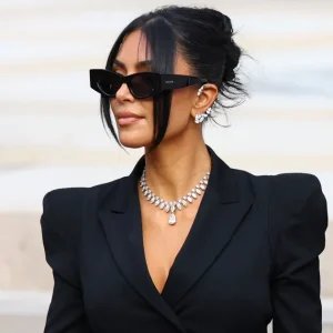 Kim Kardashian afirma ter mesma doença que ocasionou morte de seu pai