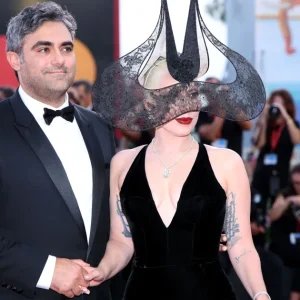 Conheça Michael Polansky, pai do filho de Lady Gaga e matemático