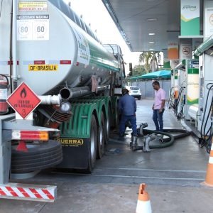 Combustíveis e agricultura familiar recebem quase R$ 7 bi em créditos