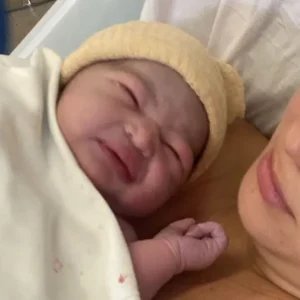 Morte de mãe e bebê após parto no Rio: obstetra analisa o que pode ter ocorrido