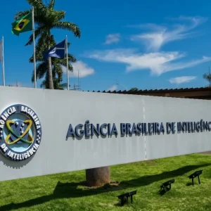 Adolescente de 16 anos é internado provisoriamente sob suspeita de planejar massacre em escola de Mato Grosso