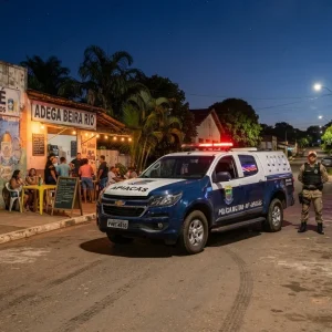 Homem é agredido com tacos de madeira após briga em bar, é desarmado e foge do hospital em Apiacás