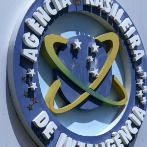 Abin alerta governo e TSE sobre risco de interferência dos EUA em eleições