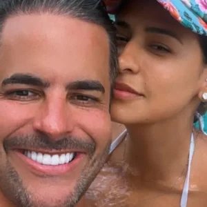 Marido de Simone Mendes, Kaká Diniz exibe antes e depois após secar 17,5 kg