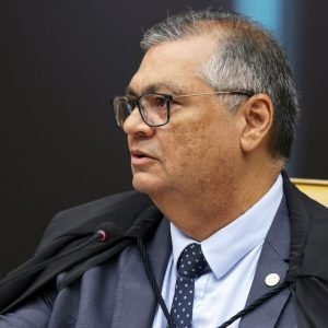 Dino determina fim do sigilo de investigações sobre o filme Dark Horse
