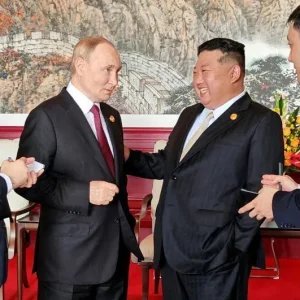 Kim Jong-un diz que vai aprofundar laços com a Rússia em mensagem a Putin