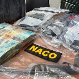 VÍDEO: operação acha R$ 300 mil em caixa de bíblia e bagunça na casa de ex-prefeito e candidato a deputado em MT