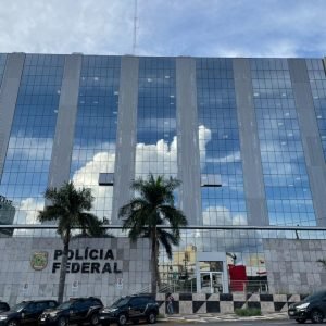 Morador de MT é preso pela PF suspeito de ajudar grupo em roubos de aviões