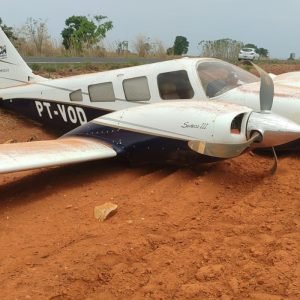 Avião que buscaria deputado Júlio Campos em MT pousa às margens de rodovia após emergência