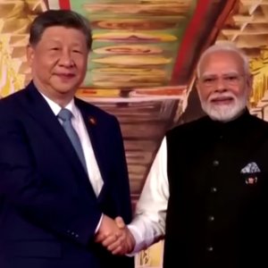 Xi Jinping critica guerra no Irã e tarifas comerciais na cúpula do Brics