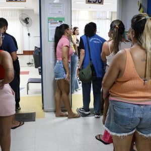 Governadores eleitos no primeiro turno têm entre 37 e 70 anos