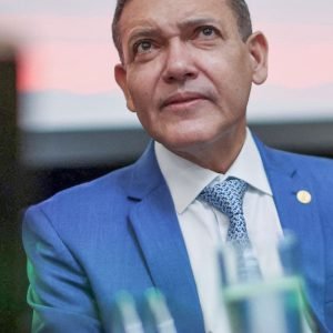 Eleição segue normal e sem sinal de interferência externa, diz Marques