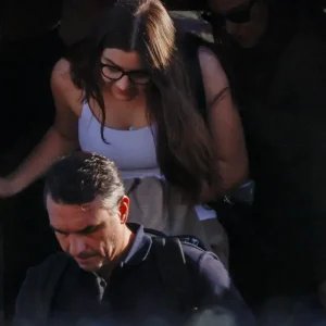 Aeronave com Flávio Bolsonaro e família pousa nos Estados Unidos