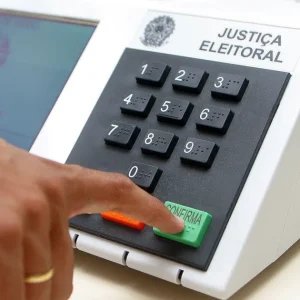 Nova fonte, barra de progresso: veja o que muda nas urnas em 2026