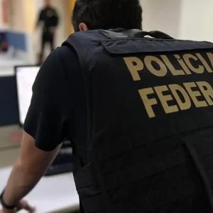 Operação Rastilho: PF cumpre mandados em investigação eleitoral no CE