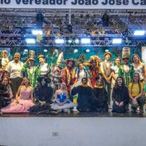 “O Mágico de Oz” valoriza artistas locais e aproxima comunidade da cultura em Lucas do Rio Verde