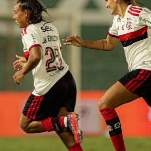 Copa do Brasil Feminino: Flamengo bate Fluminense e vai às semifinais