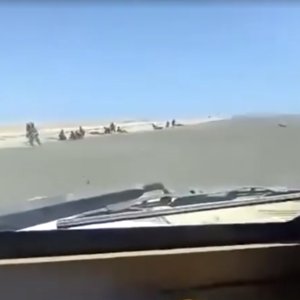 Forças do Iêmen publicam vídeo atropelando combatentes dos Houthis