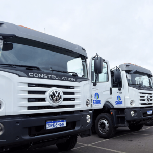 Nova Mutum recebe três caminhões para coleta de lixo com investimento de R$ 3 milhões