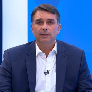 Flávio defende aumento real do salário mínimo e não revisar escala 6×1