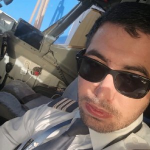 Autor de ataque em voo tinha aeroporto de Israel como alvo, diz autoridade