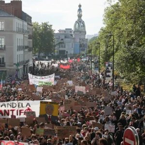 Análise: Protestos na França são sintoma de uma crise muito mais profunda