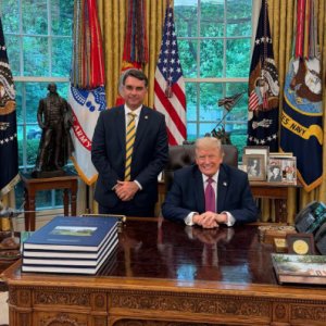 Arko: Flávio é problema de Trump até surgir novo líder de direita no Brasil