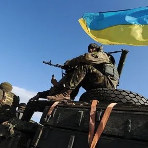 Ataque ucraniano mata duas pessoas na Rússia, diz governador