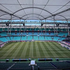 Bahia e Flamengo se enfrentam com a Libertadores no presente e no futuro