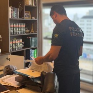 PF apura desvio de R$ 16 milhões da previdência de servidores em SC