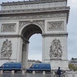 França mobiliza megaoperação de segurança para nova onda de protestos