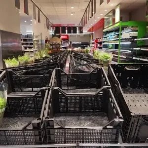 Protesto de caminhoneiros causa desabastecimento no sul da Itália