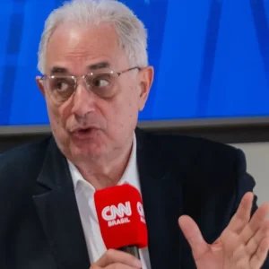 Análise WW: STF cometeu erro ao transformar crise em questão eleitoral