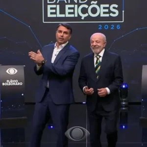 Lula diz querer distância de “miliciano”; Flávio que terá carteira roubada