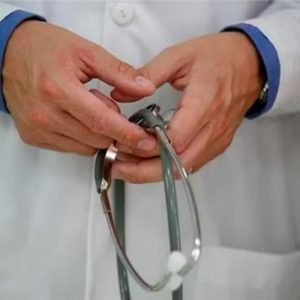 ‘OAB da Medicina’: Congresso aprova lei que prevê obrigatoriedade de prova para médicos