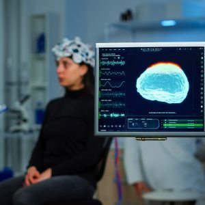 Doença de Alzheimer: ondas cerebrais podem prever risco futuro